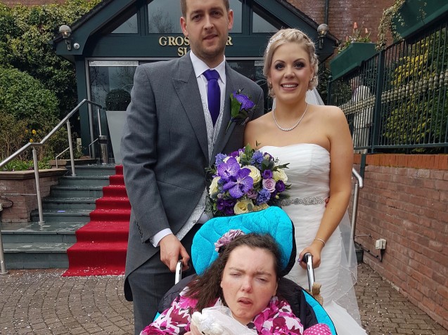 Cheshire’s PlusBus service unites family on special wedding day image